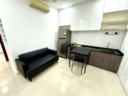 Cambridge Village (D8), Apartment #557249911